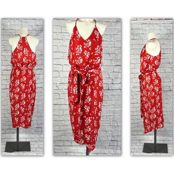 Sleeveless Dress - Picture 1 of 7